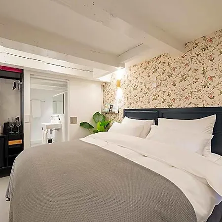 Milkhouse Luxury