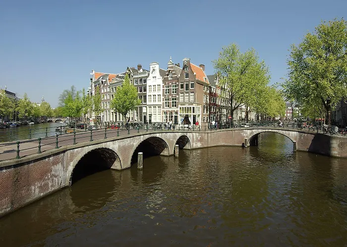 Alojamento de Acomodação e Pequeno-almoço Milkhouse Luxury 4*