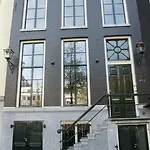 Milkhouse Luxury לינה וארוחת בוקר אמסטרדם
