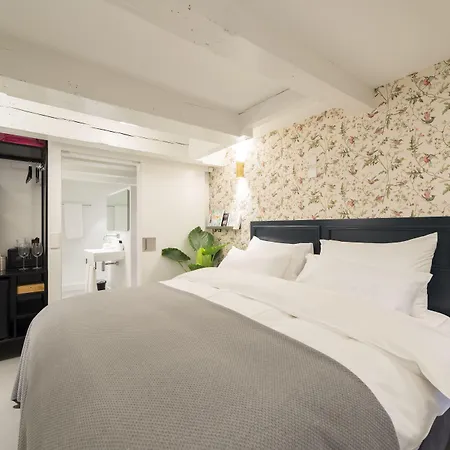 Milkhouse Luxury 4* Amsterdam