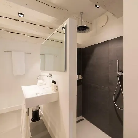 Milkhouse Luxury 3* Amsterdam